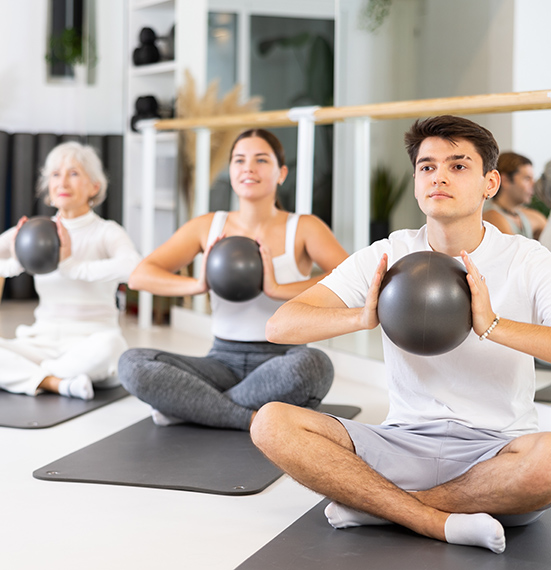 Reformer Pilates vs Mat Pilates: What’s the difference and where do you start as an instructor?